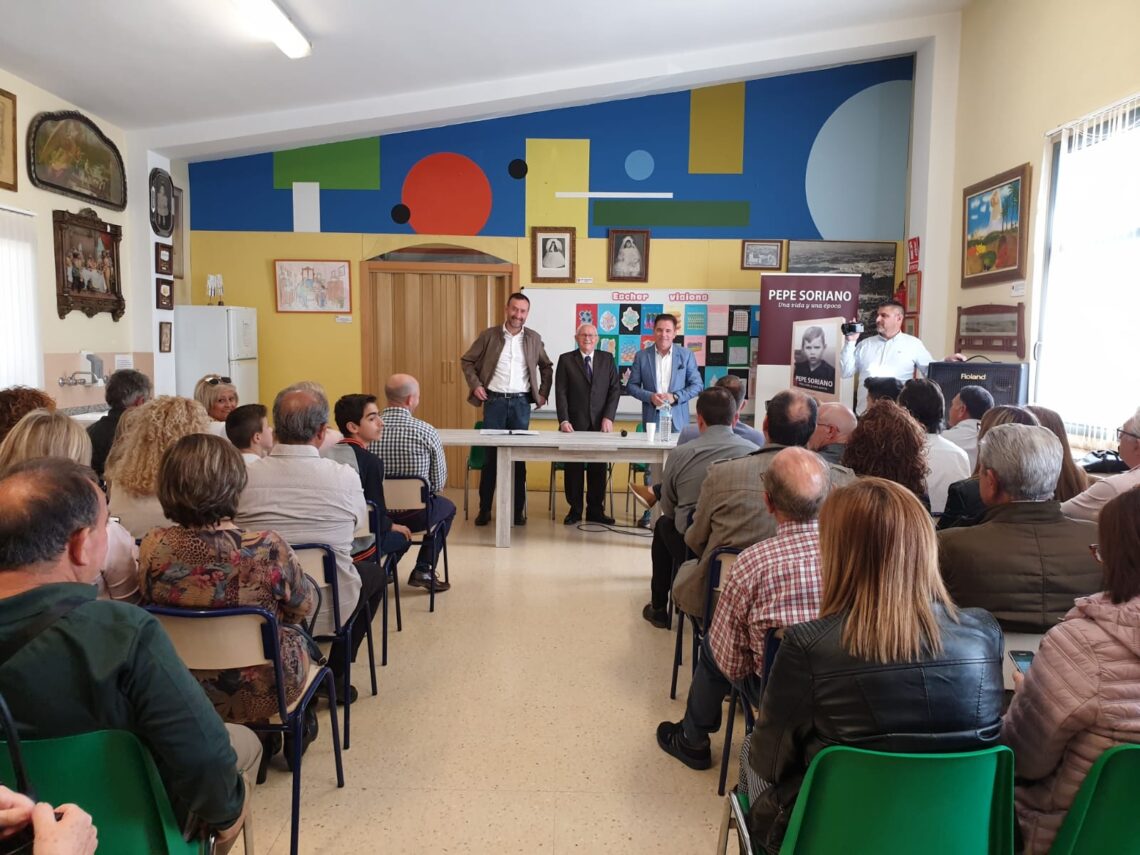 elche-presentacion-libro-pedaneo-matola-marzo-2019