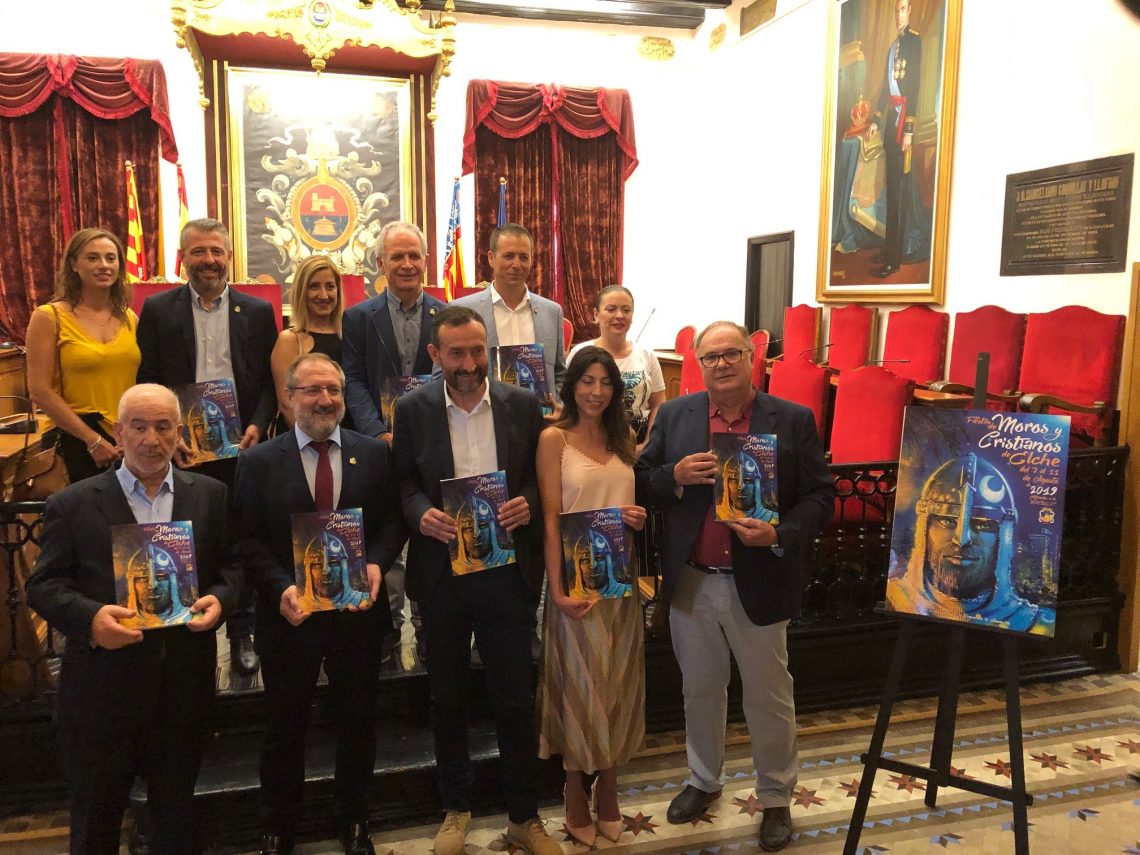elche-presentacion-revista-moros-y-crisatianos-julio-2019-6