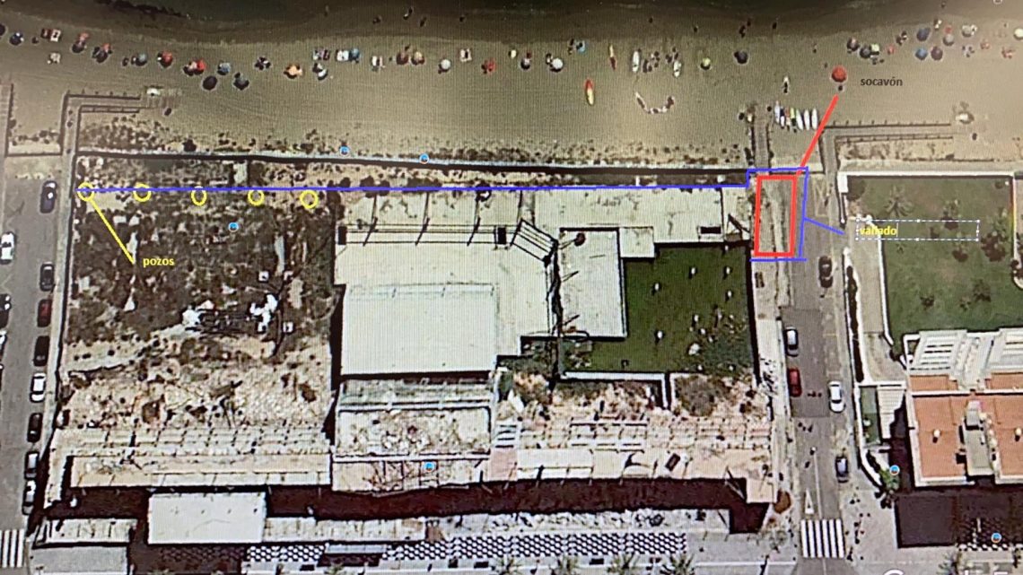 El Ayuntamiento renueva el vallado del Hotel de Arenales del Sol