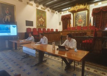 Elche permitirá el baño en sus playas a partir del próximo lunes, 1 de junio