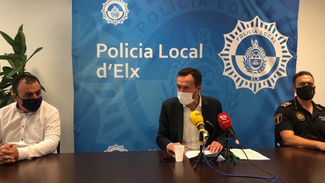 Elche duplica efectivos policiales para hacer cumplir el toque de queda decretado por la Generalitat