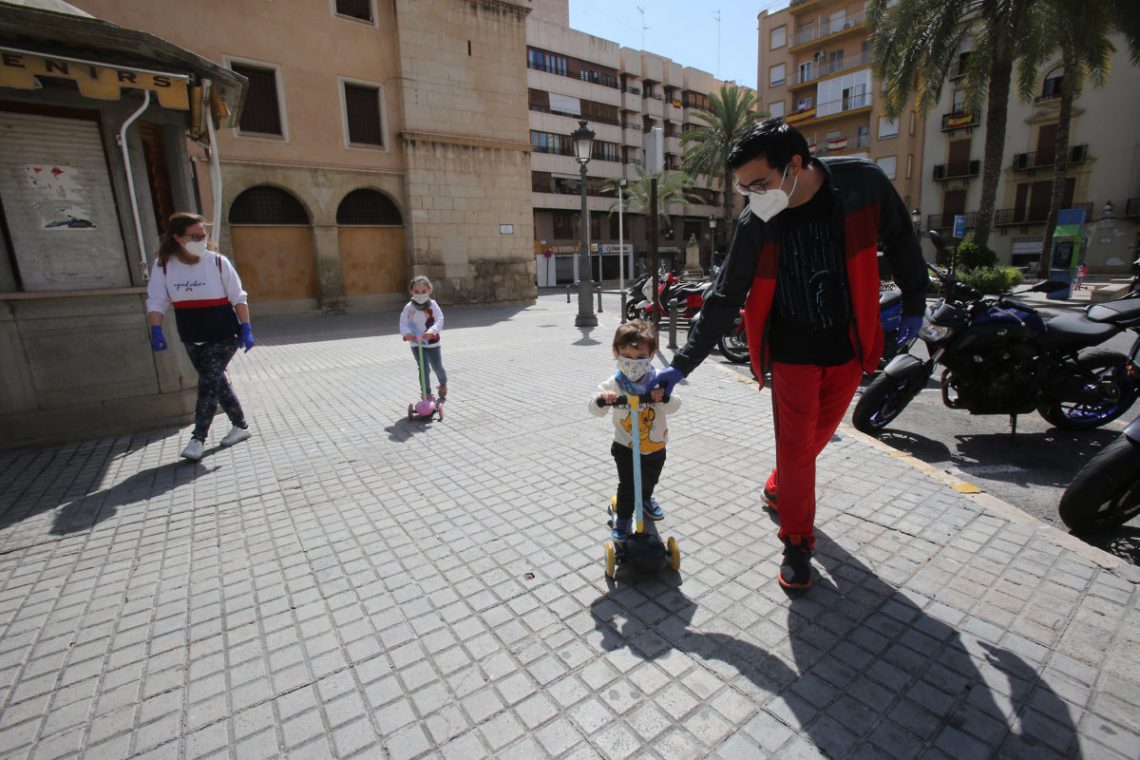 elche-salida-ninos-abril-2020-6
