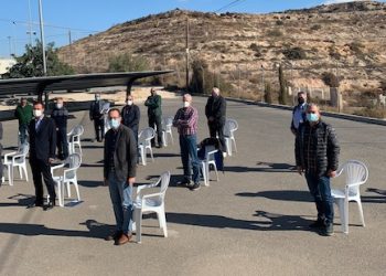 El alcalde asiste a la entrega de diplomas de los jubilados de Urbaser