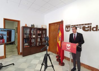 elda-alcalde-ruben-alfaro-abril-2020-1