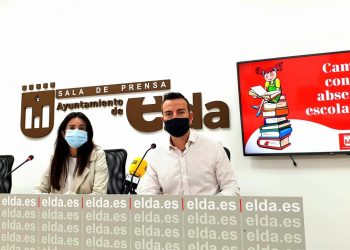 Elda inicia una campaña para poner freno al absentismo escolar en los centros educativos