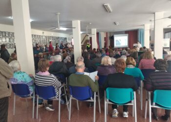 elda-charla-violencia-genero-centro-de-mayores-febrero-2019