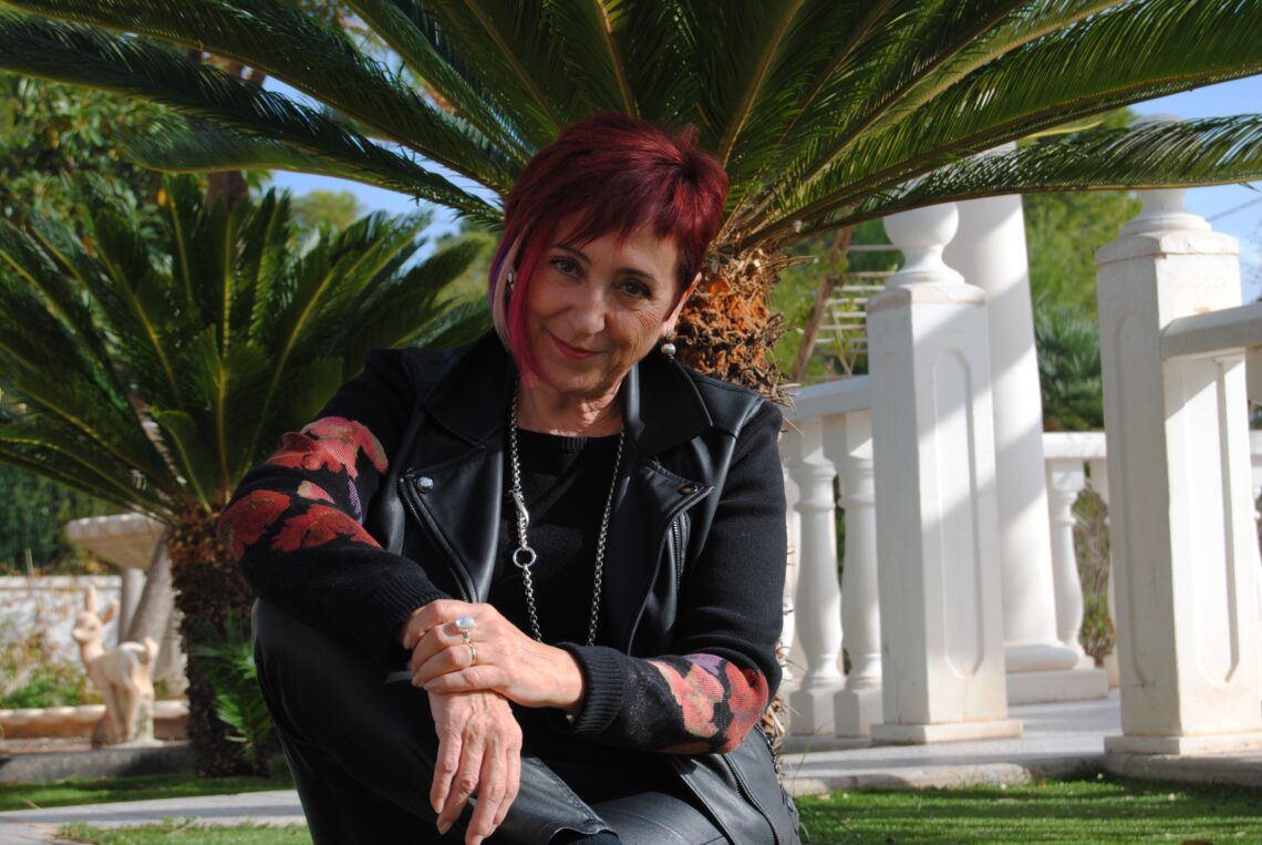 elda-elia-escritora-marzo-2019