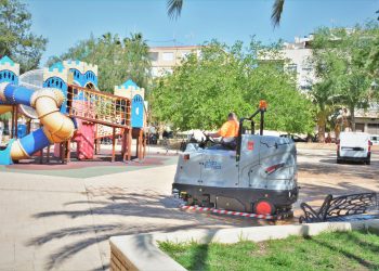 elda-fregadora-mayo-2019