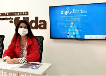 Igualdad pone en marcha dos talleres para reducir la brecha digital de género