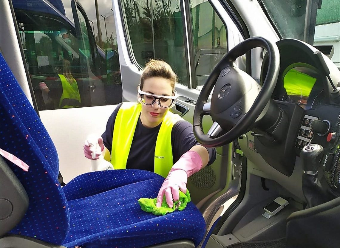 elda-limpieza-bus-covid-10-abril-2020-2