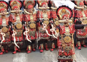 La Generalitat respalda la declaración de los Moros y Cristianos de Elda como Fiesta de Interés Turístico Nacional