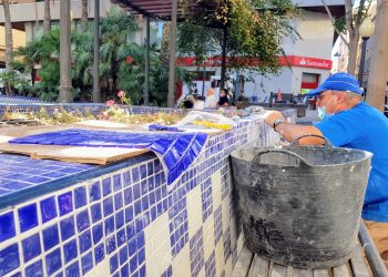 El Ayuntamiento de Elda repara los desperfectos de la Plaza Sagasta