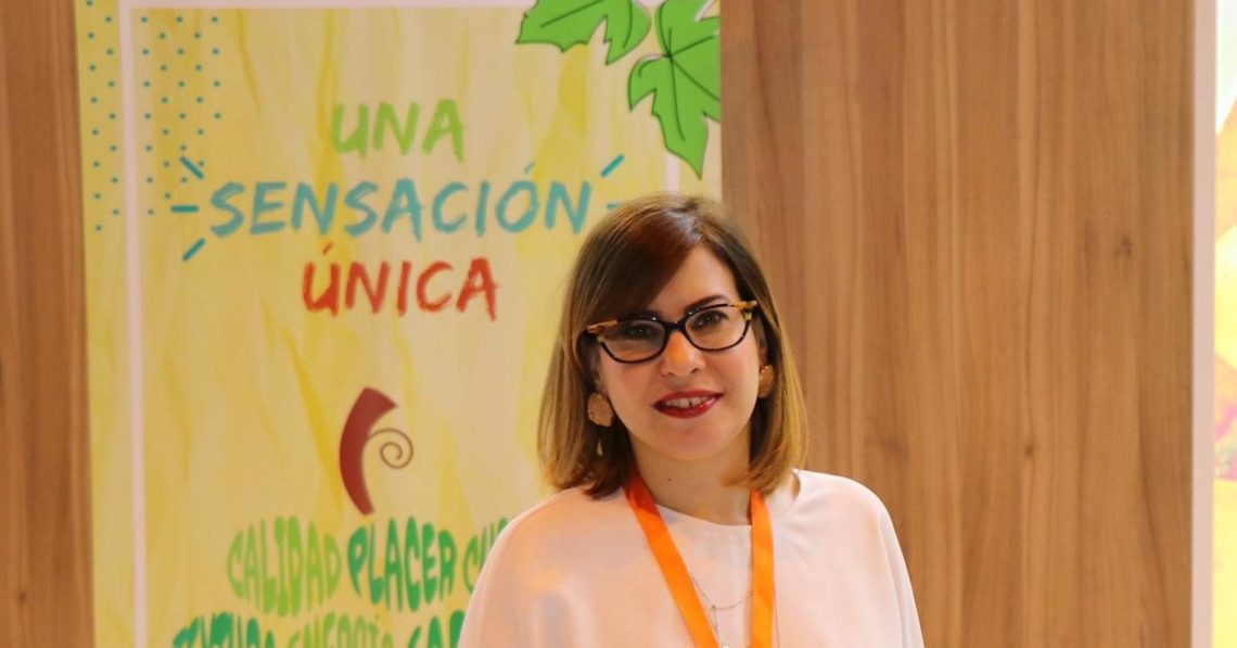 «Los grandes cocineros deberían promocionar más nuestra uva al igual que hacen con otras frutas»