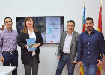 elda-presentacion-libro-mundo-del-agua-abril-2019