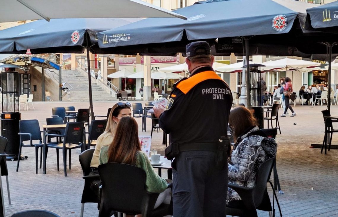 Elda lleva a cabo una campaña de concienciación entre clientes y gerentes de establecimientos hosteleros