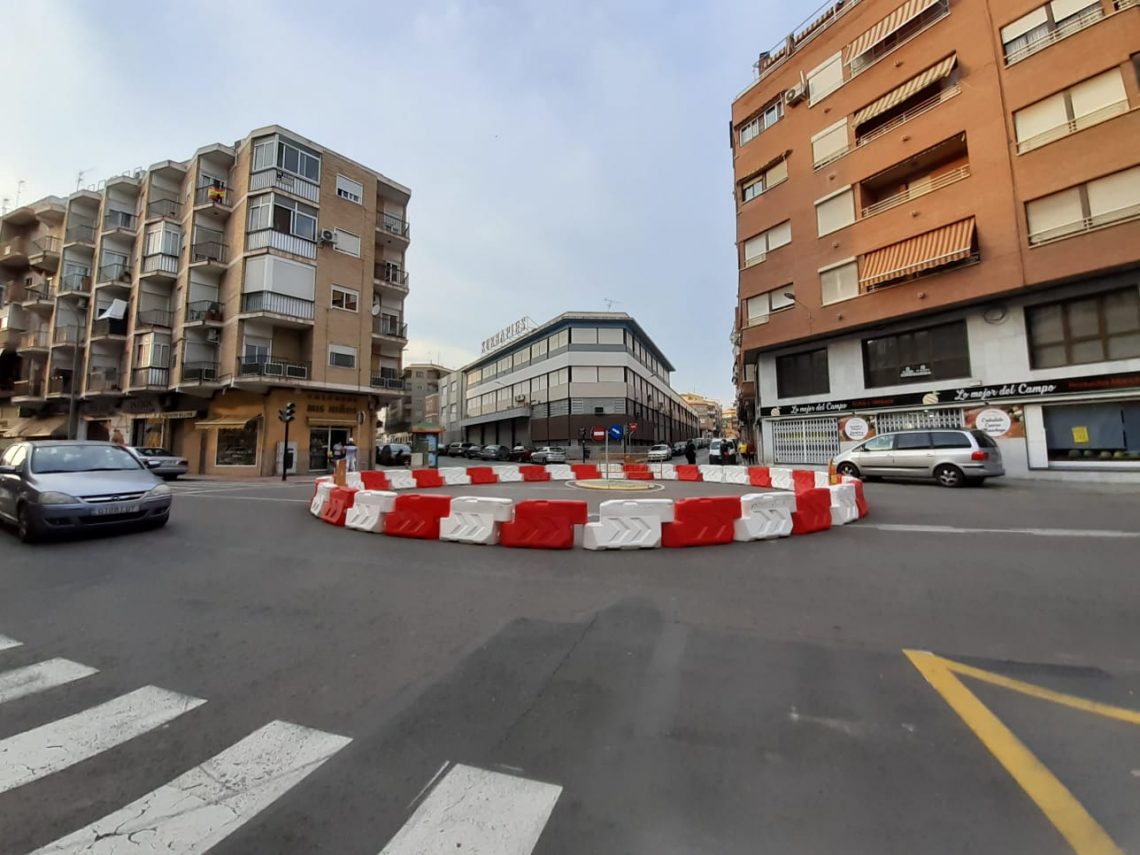 Elda comienza los trabajos de remodelación de la calle La Cruz para mejorar la accesibilidad