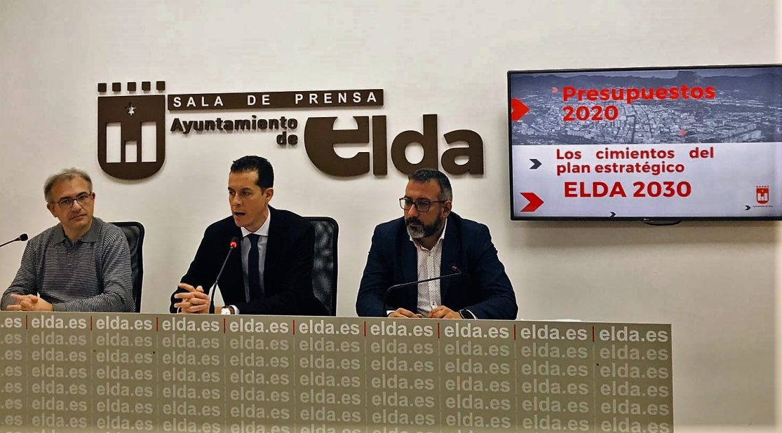 elda-ruben-alfaro-concejal-jose-antonio-amat-presupuestos-marzo-2020-68
