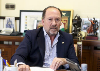 emilio-bascunana-alcalde-orihuela-1-enero-2019