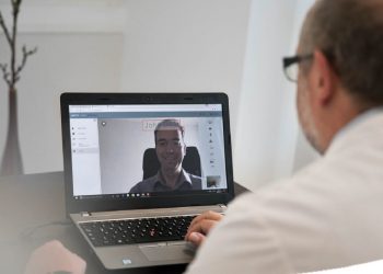 farmacia-videoconferencia-abril-2020