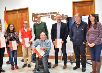 firma-convenios-entidades-sociales-elda-noviembre-2018
