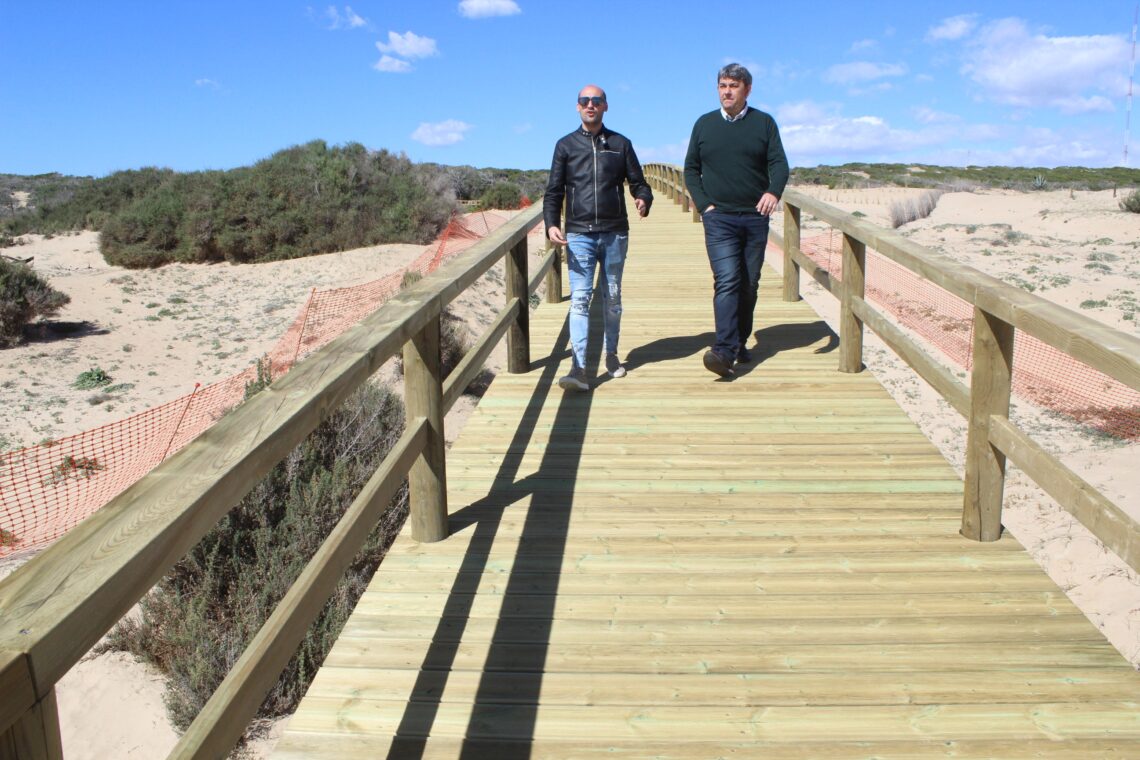 guardamar-alcalde-edil-mediambiente-visitan-dunas-marzo-2019