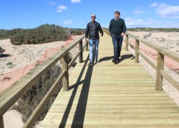 guardamar-alcalde-edil-mediambiente-visitan-dunas-marzo-2019