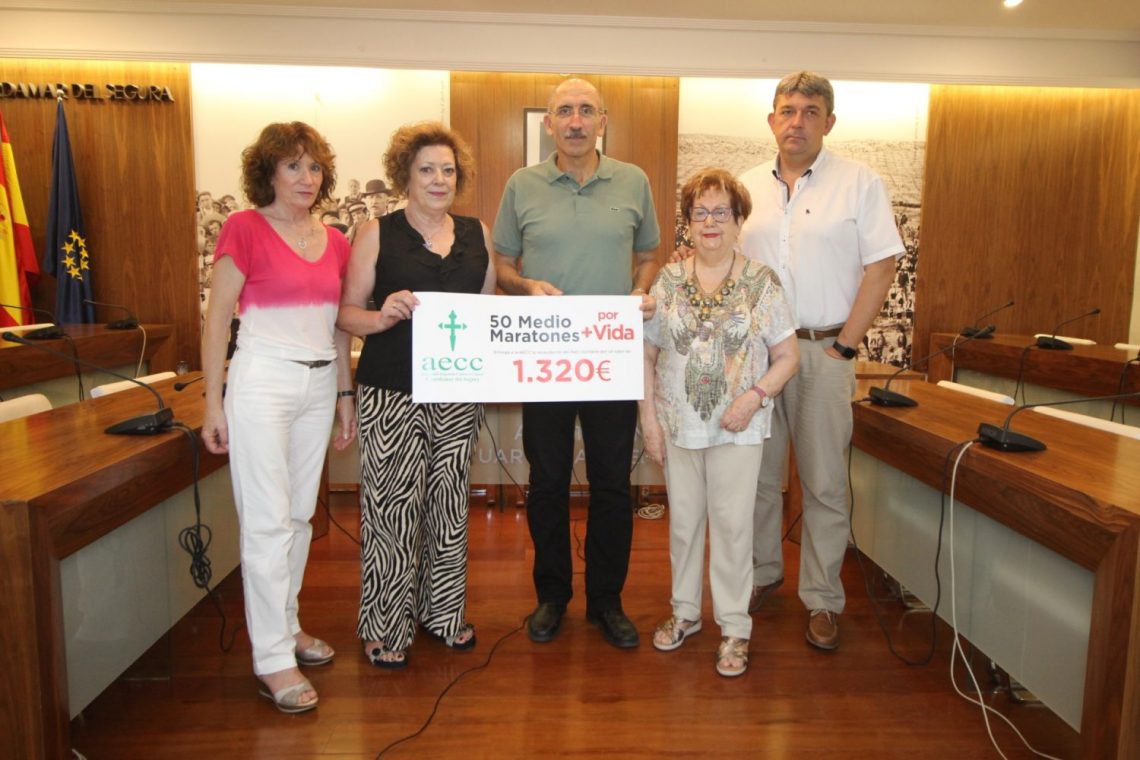 guardamar-deportista-maraton-dona-recaudacion-aecc-julio-2019