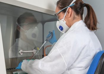 Hidraqua SUEZ primera empresa acreditada en la detección SARS-CoV-2 en aguas residuales