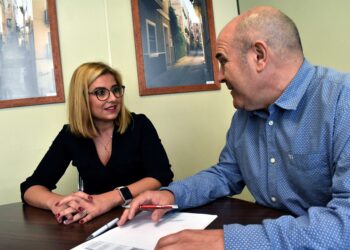 irene-navarro-alcaldesa-y-ramon-poveda-concejal-hacienda-petrer