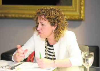 «Un sector industrial competitivo como el valenciano es capaz de aguantar mejor los tiempos de crisis»