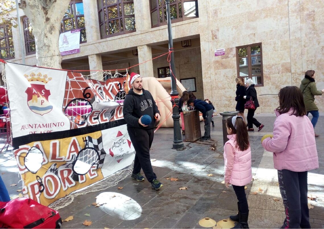 jornada-deportiva-navideña-plaza-mayor-diciembre-2018-aspe