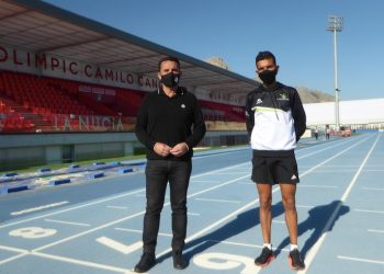 Benabbou prepara el maratón de Valencia en el Estadi Olímpic de La Nucía