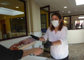 Las Bibliotecas realizan 91 préstamos de libros durante su primera semana de servicio