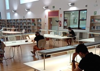 Las Bibliotecas de La Nucía reciben a sus primeros usuarios