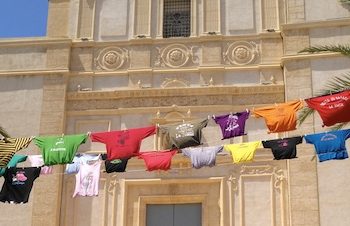 Les “Samarretes” de les Penyes a la plaça Major