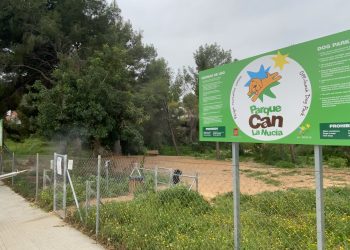 la-nucia-limpieza-en-los-parques-caninos-abril-2020-1