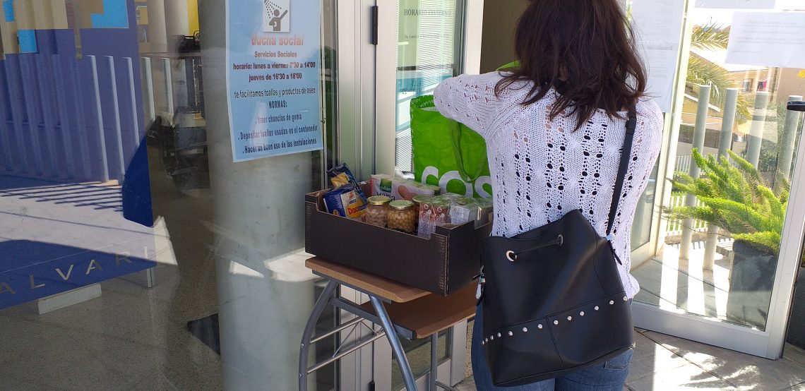 la-nucia-lote-comidas-escolares-becados-abril-2020-2