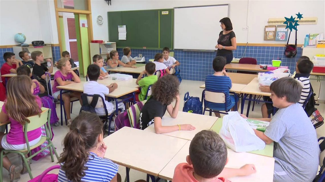 Los nuevos escolares de La Nucía se tendrán que matricular de forma telemática