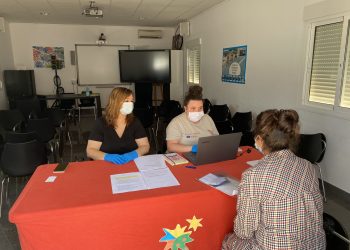 La matriculación escolar de primaria finaliza mañana y continua el servicio de ayuda telemática