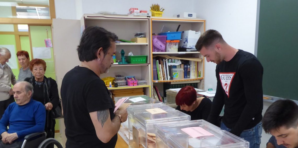 la-nucia-mesa-electoral-votaciones-noviembre-2019