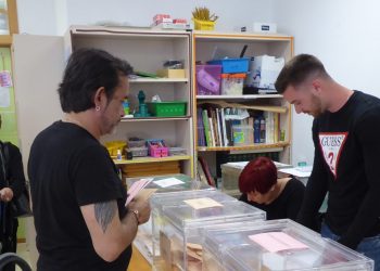 la-nucia-mesa-electoral-votaciones-noviembre-2019