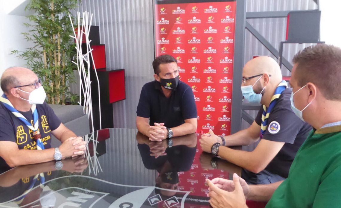 Scouts La Nucía y Ayuntamiento se reúnen para coordinar la “nueva ronda solar”