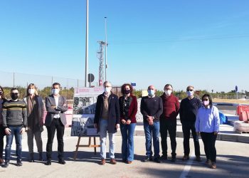 El Alcalde de Los Montesinos recibe al Conseller de Obras Públicas