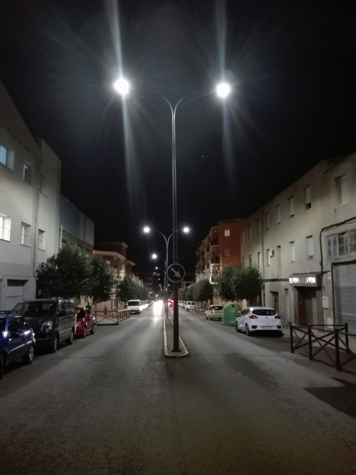 luminarias-en-avenida-de-hispanoamerica-petrer-enero-2019