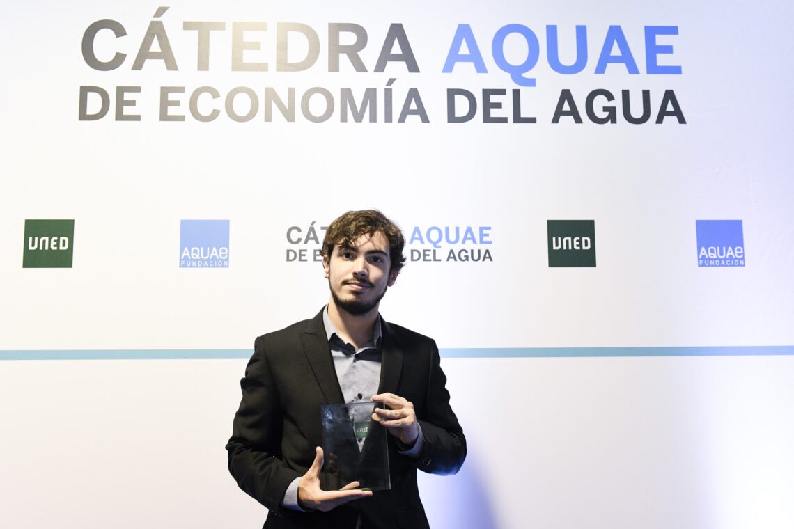 marcos-garcia-premios-catedra-aquae-hidraqua-alicante-noviembre-2018