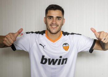 maxi-gomez-jugador-valencia-futbol-julio-2019