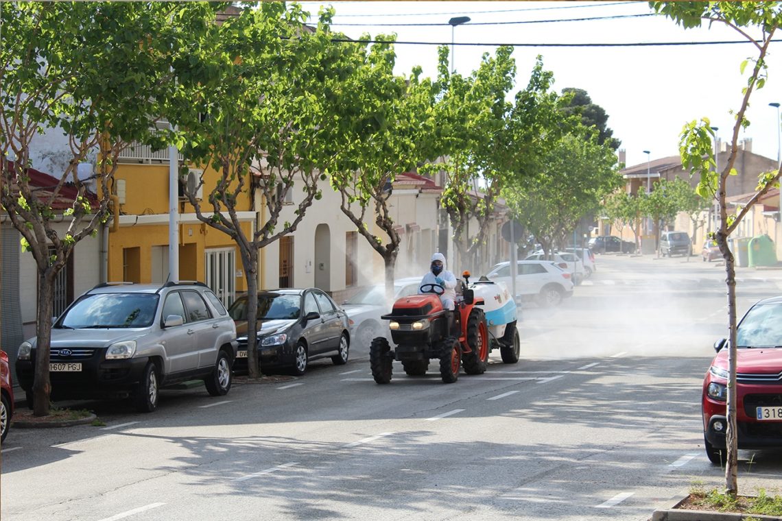 novelda-agricultores-ayuda-desinfeccion-calles-covid-19-marzo-2020-4