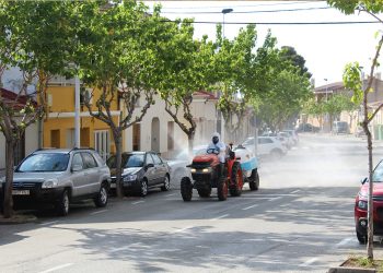 novelda-agricultores-ayuda-desinfeccion-calles-covid-19-marzo-2020-4