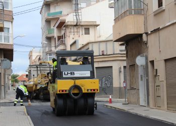 Avanzan las obras de reasfaltado en los barrios de San Roque y Sagrado Corazón