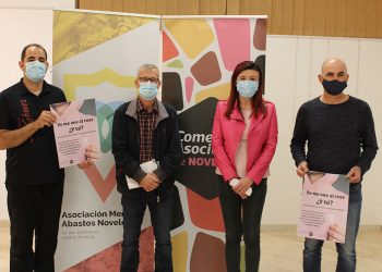 Novelda conmemora el Día Internacional del Cáncer de Mama